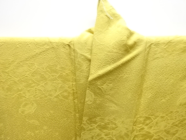  石畳に椿模様織り出し色無地着物